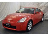 2004 Nissan 350Z Touring Coupe Front 3/4 View