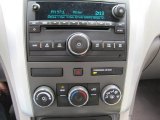 2010 Chevrolet Traverse LS AWD Controls