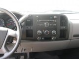 2010 Chevrolet Silverado 1500 LS Crew Cab 4x4 Controls