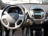 2011 Hyundai Tucson GL Dashboard