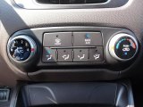 2011 Hyundai Tucson GL Controls