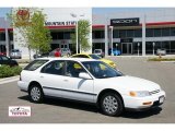 1995 Frost White Honda Accord LX Wagon #49135502