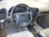 2002 Volvo S40 1.9T Taupe/Light Taupe Interior