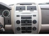 2008 Ford Escape Hybrid 4WD Controls