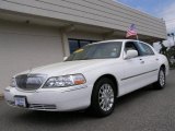 2006 Vibrant White Lincoln Town Car Signature #49245265