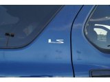 2002 Isuzu Rodeo LSE 4WD Marks and Logos