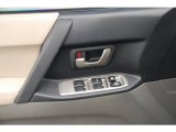 2005 Mitsubishi Montero Limited 4x4 Door Panel
