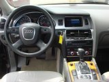 2007 Audi Q7 4.2 quattro Limestone Grey Interior