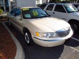 2001 Ivory Parchment Tri-Coat Lincoln Continental  #49514448