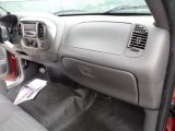 2004 Ford F150 STX Heritage SuperCab Dashboard