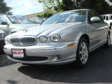 2004 Platinum Metallic Jaguar X-Type 2.5 #49629654