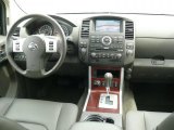 2011 Nissan Pathfinder LE 4x4 Dashboard