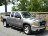 2007 GMC Sierra 1500 Z71 Extended Cab 4x4 Front 3/4 View