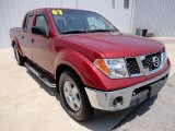 2007 Nissan Frontier SE Crew Cab Front 3/4 View