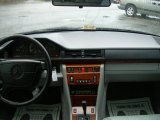 1994 Mercedes-Benz E 320 Sedan Dashboard