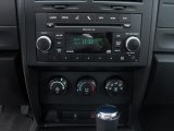 2010 Dodge Nitro SE Controls