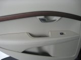 2011 Volvo XC70 3.2 AWD Door Panel