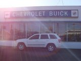 2007 Stone White Jeep Grand Cherokee Laredo #50085618