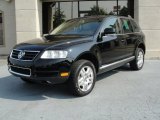 Black Volkswagen Touareg in 2005