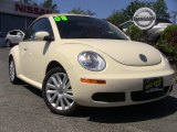 2008 Harvest Moon Beige Volkswagen New Beetle SE Convertible #50150890
