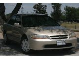 2000 Naples Gold Metallic Honda Accord LX Sedan #50151093