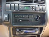 2001 Isuzu Trooper LS Controls