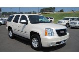 White Diamond Tintcoat GMC Yukon in 2011