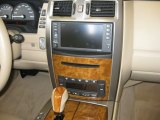 2009 Cadillac XLR Platinum Roadster Controls