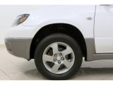 2004 Mitsubishi Outlander XLS AWD Wheel