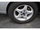 2002 Pontiac Grand Prix SE Sedan Wheel