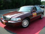 2003 Autumn Red Metallic Lincoln Town Car Signature #50380294