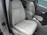 2005 Volvo XC90 2.5T Taupe/Light Taupe Interior