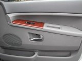 2005 Jeep Grand Cherokee Limited Door Panel