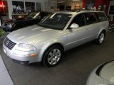 Reflex Silver Metallic Volkswagen Passat in 2005