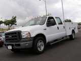 2005 Ford F350 Super Duty XL SuperCab Utility Truck Data, Info and Specs