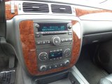 2010 Chevrolet Suburban LT Controls