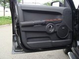 2009 Jeep Commander Limited 4x4 Door Panel