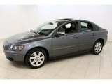 2007 Volvo S40 2.4i Front 3/4 View