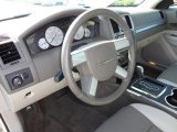 2008 Chrysler 300 Touring Medium Pebble Beige/Cream Interior