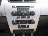 2010 Ford Focus SES Coupe Controls