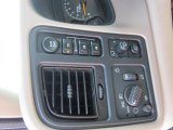2003 GMC Yukon XL SLT 4x4 Controls