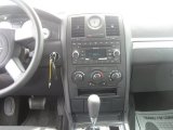 2008 Chrysler 300 LX Controls