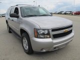 2007 Chevrolet Suburban 1500 LS 4x4 Front 3/4 View