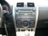 2009 Toyota Corolla XRS Controls