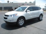 2011 White Diamond Tricoat Chevrolet Traverse LT #50731671