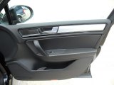 2011 Volkswagen Touareg VR6 FSI Sport 4XMotion Door Panel