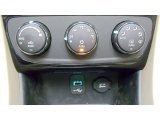 2011 Chrysler 200 Limited Convertible Controls