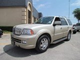 Lincoln Navigator 2005 Data, Info and Specs
