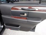 2007 Lincoln Town Car Executive L Door Panel