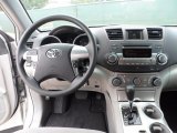 2011 Toyota Highlander  Dashboard